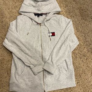 Tommy zip up